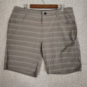 Kuhl Upriser Grizzly Stripe Quick Dry Performance Men's Short Sz 38 X 9 Gray
